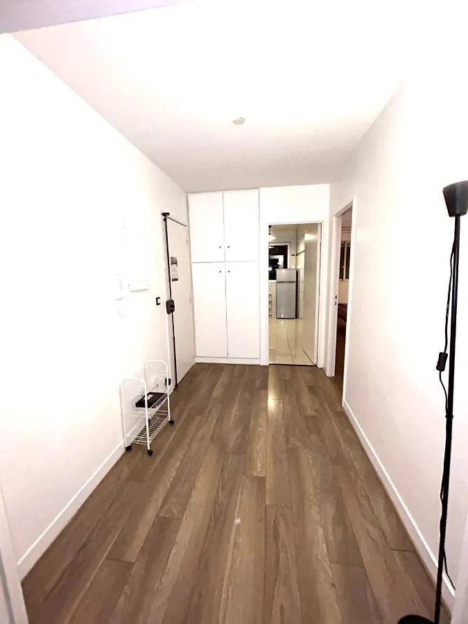 Apartments Tour Eiffel Place Cambronne Paris 0*,  France